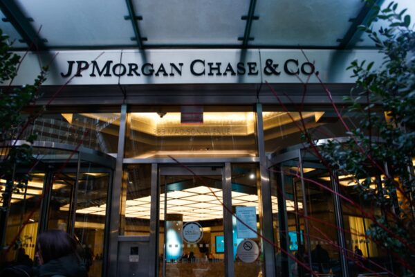 JPMorgan equity strategist warns of 8% pullback, suggests hedging CPI release