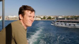 Men are more likely to rush down the aisle—not women