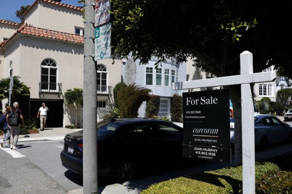 Mortgage rates see biggest one-day drop in over a year