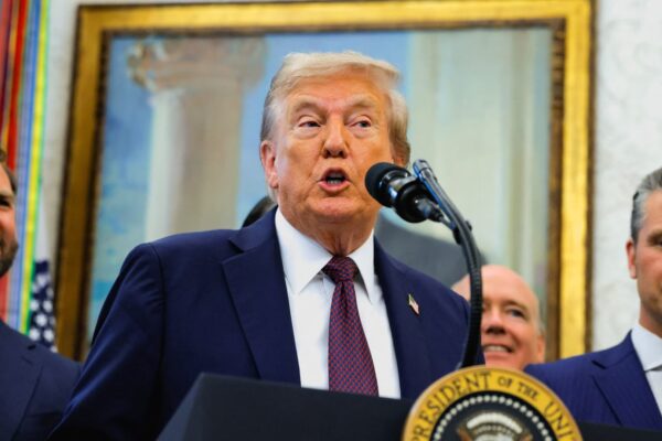 Trump says stocks “want” tariffs — but it might be Treasurys