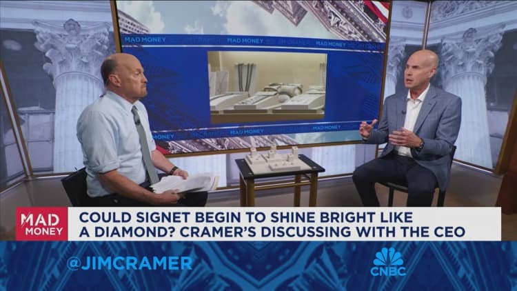 Signet Jewelers CEO on why there’s both natural and lab-grown diamonds