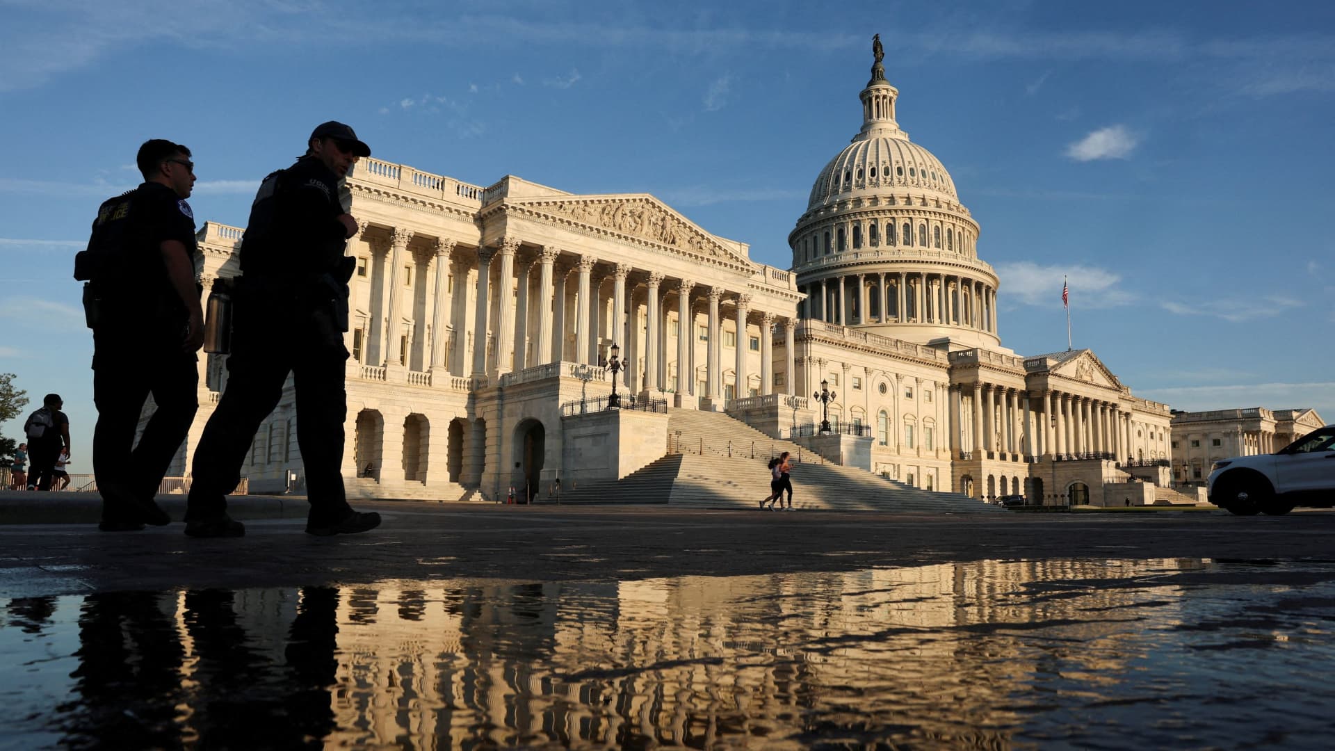 Congress races to avoid government shutdown amid partisan standoff Congress races to avoid government shutdown amid partisan standoff