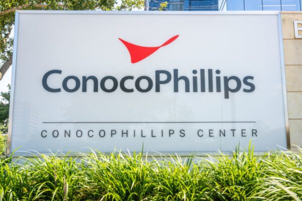 ConocoPhillips says it will cut workforce by 20-25%, shares fall