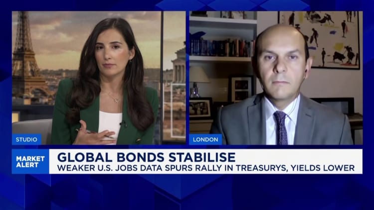 UK economy stalls in July, as slowdown sets in