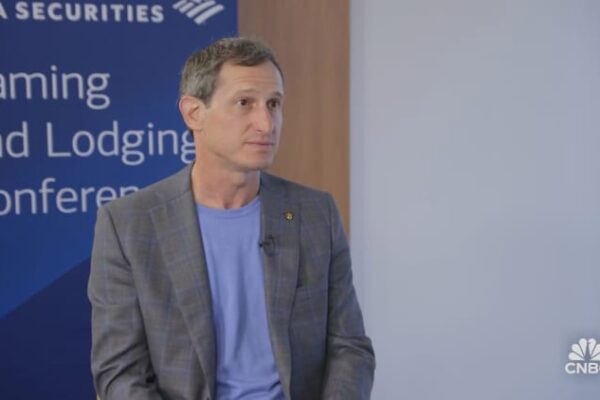 Sportsbook CEOs expect record betting ahead of NFL kickoff