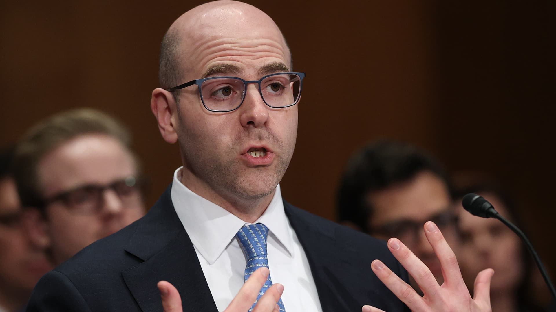 Stephen Miran says he’ll take unpaid leave from White House job while serving as Fed governor Stephen Miran says he’ll take unpaid leave from White House job while serving as Fed governor