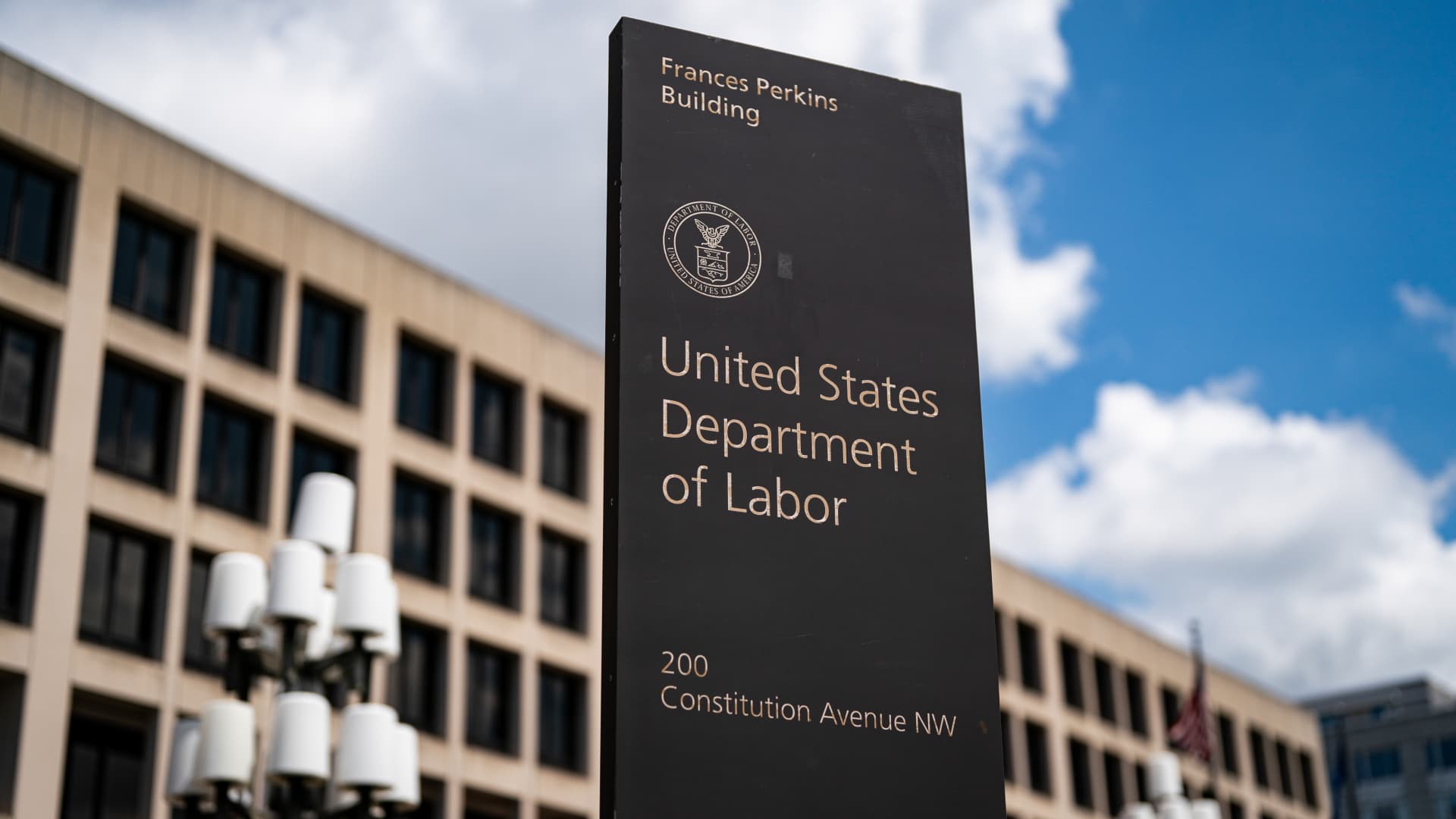 Trump admin hits Biden economy, BLS, Powell after jobs data Trump admin hits Biden economy, BLS, Powell after jobs data