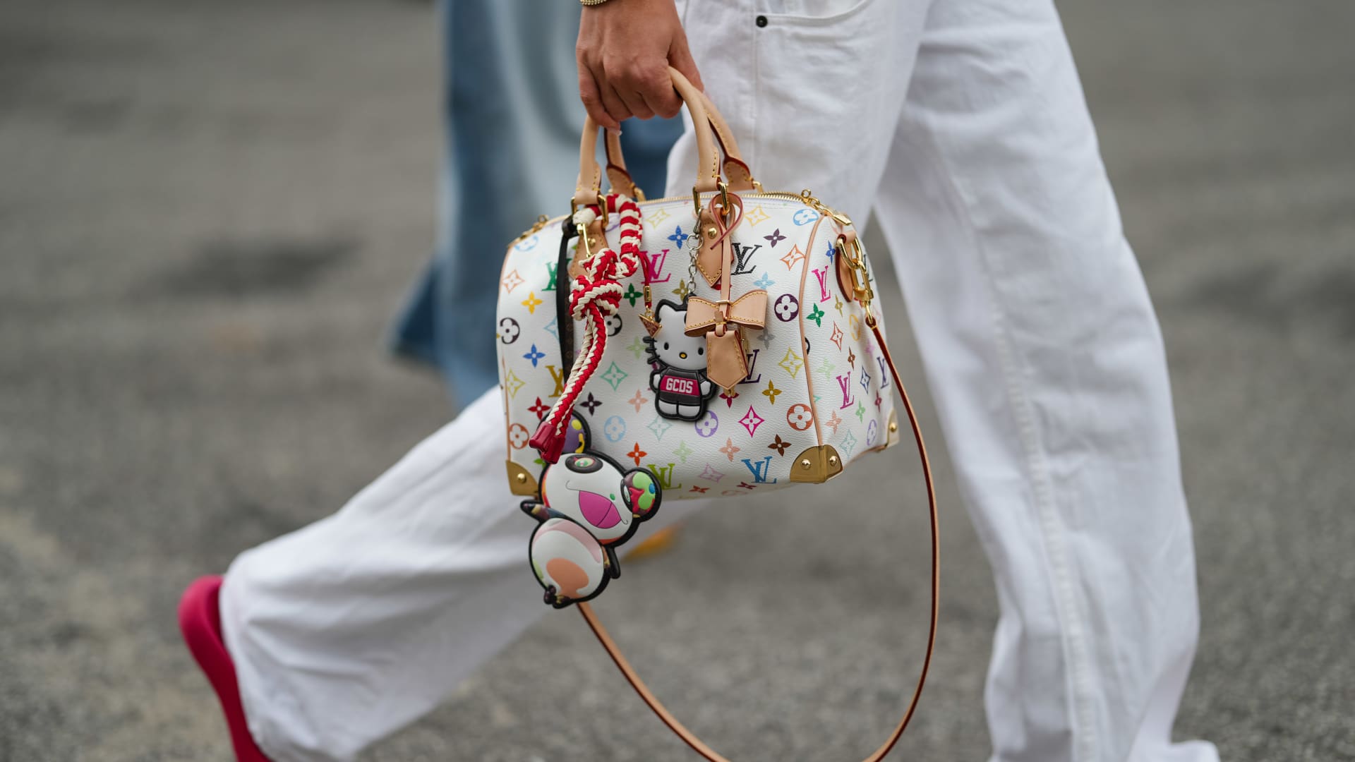 Luxury brands diversify with 0 lipsticks, 00 accessories amid slump