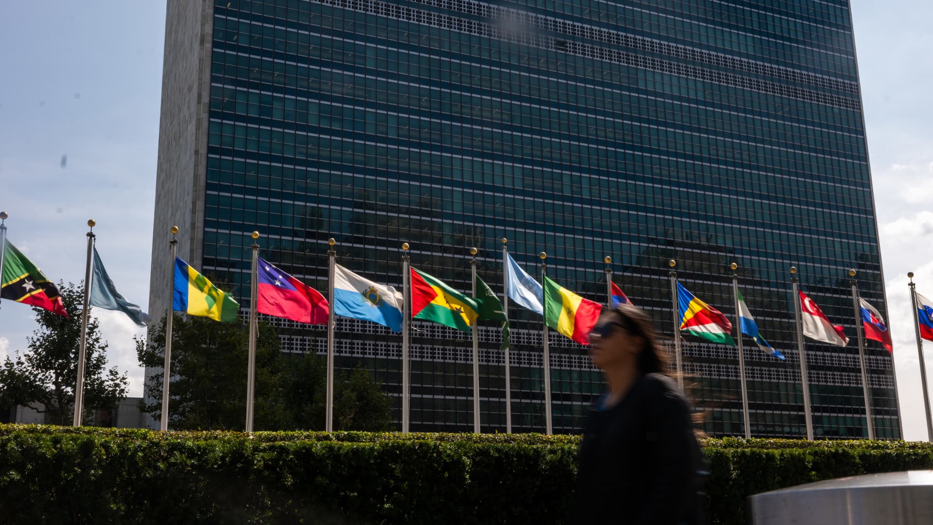 Secret Service dismantles telecom threat around UN capable of crippling cell service in NYC Secret Service dismantles telecom threat around UN capable of crippling cell service in NYC