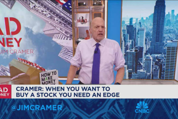 Aggressive buybacks are giving some companies an edge, Jim Cramer says