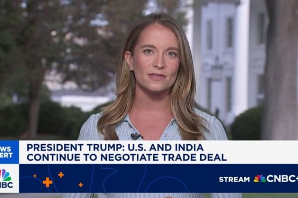 Trump presses European Union to impose 100% tariffs on India and China to squeeze Putin