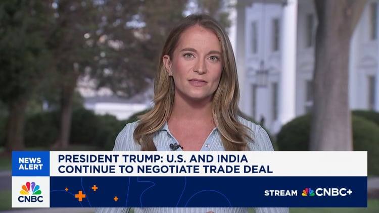 Trump presses European Union to impose 100% tariffs on India and China to squeeze Putin Trump presses European Union to impose 100% tariffs on India and China to squeeze Putin