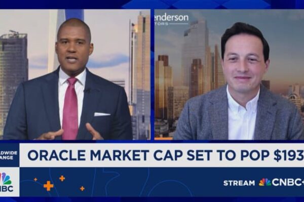 Larry Ellison is over 0 billion richer after Oracle earnings report