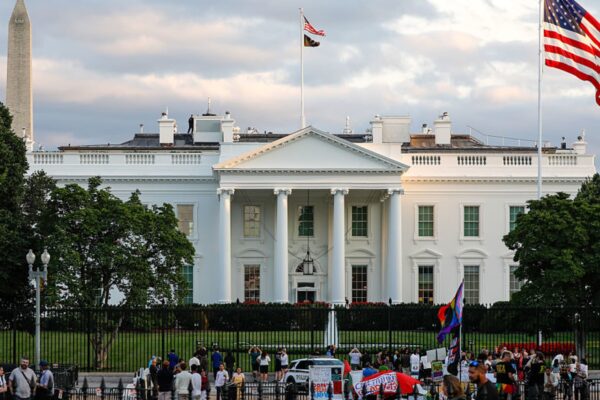 Trump administration to warn families of student loan risks