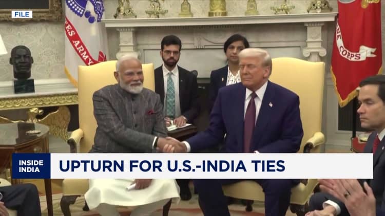 Why are foreign investors selling Indian stocks but chasing IPOs?