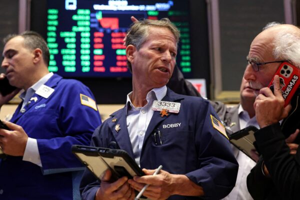 Erratic response to Fed rate cut