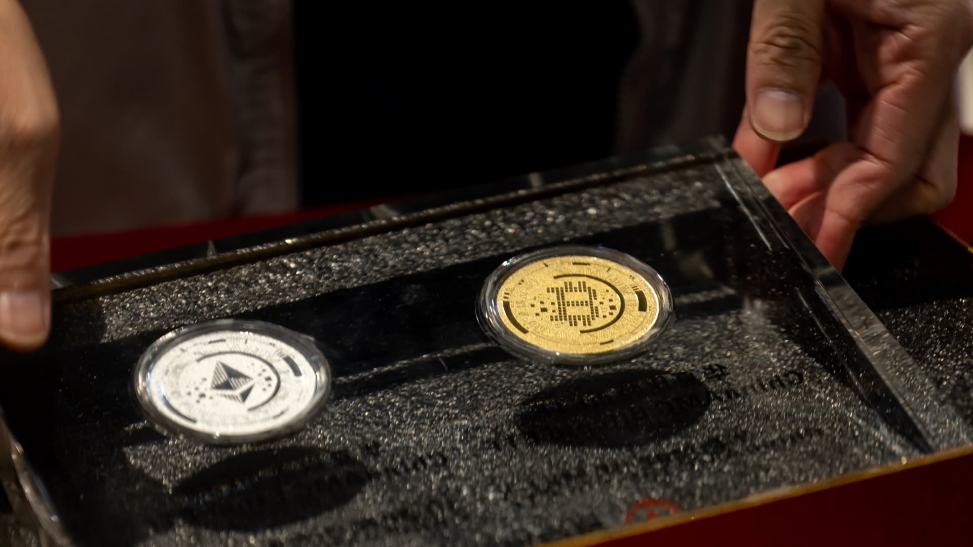 SEC paves way for crypto spot ETFs with new listing rules