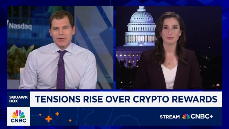 Banks using ‘boogeyman’ issues versus stablecoin rewards