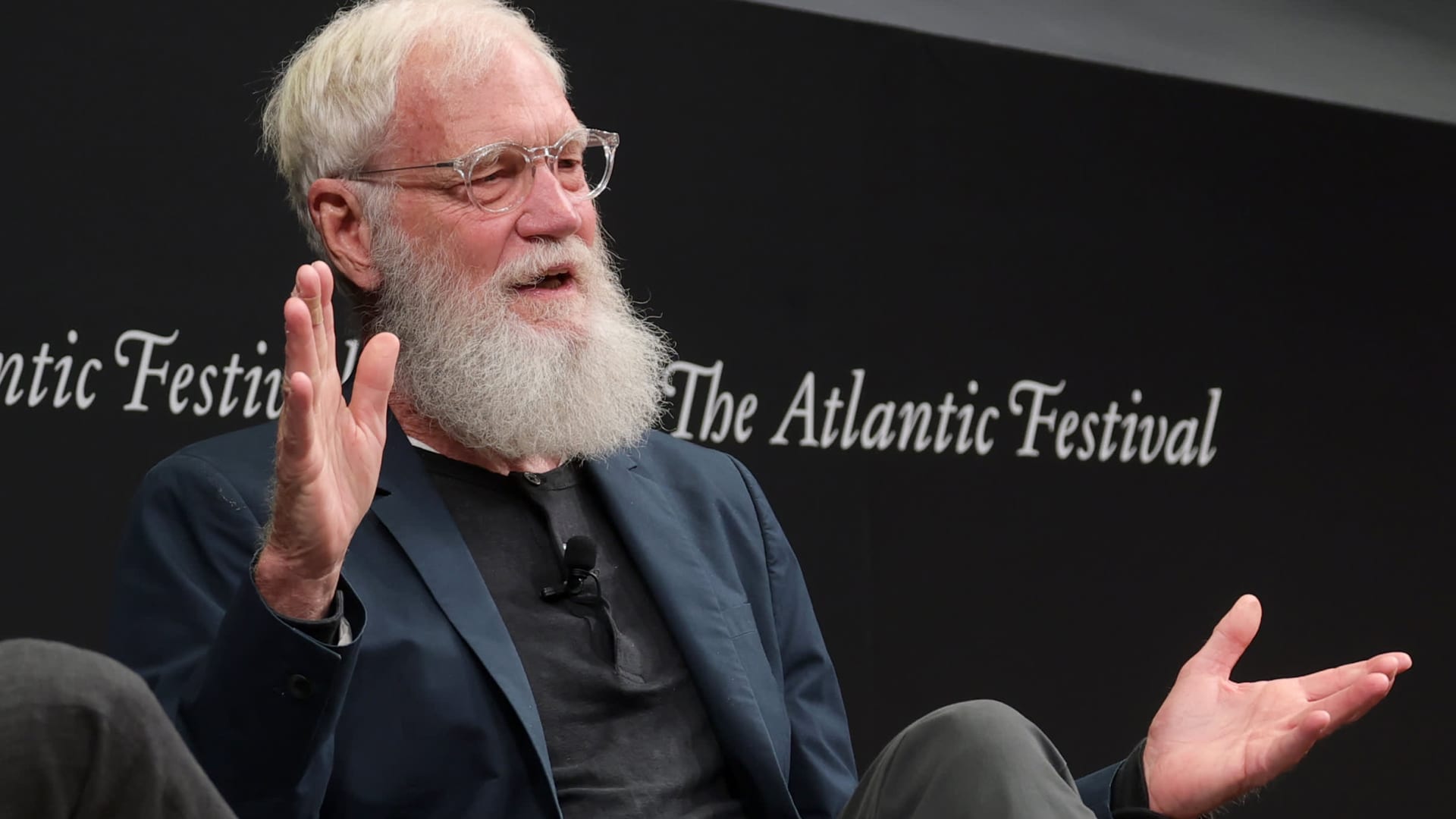 David Letterman calls Jimmy Kimmel suspension ‘ridiculous’ David Letterman calls Jimmy Kimmel suspension ‘ridiculous’