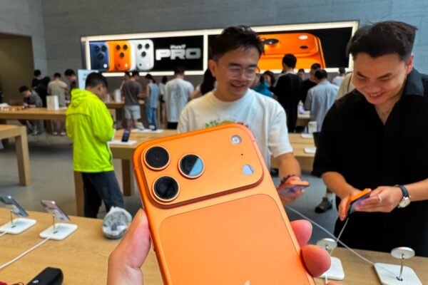 Apple iPhone 17 goes on sale as questions remain over China market, AI strategy Apple iPhone 17 goes on sale as questions remain over China market, AI strategy