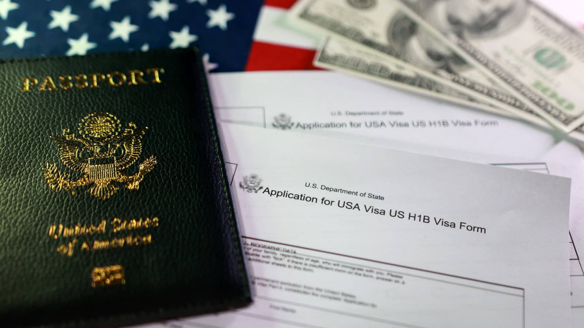 Startups and founders could be hardest hit by 0,000 H-1B visas Startups and founders could be hardest hit by 0,000 H-1B visas