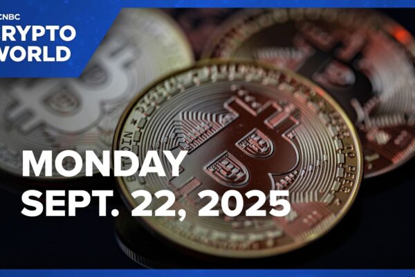 Bitcoin drops below 3,000 amid profit taking, risk of government shutdown: CNBC Crypto World