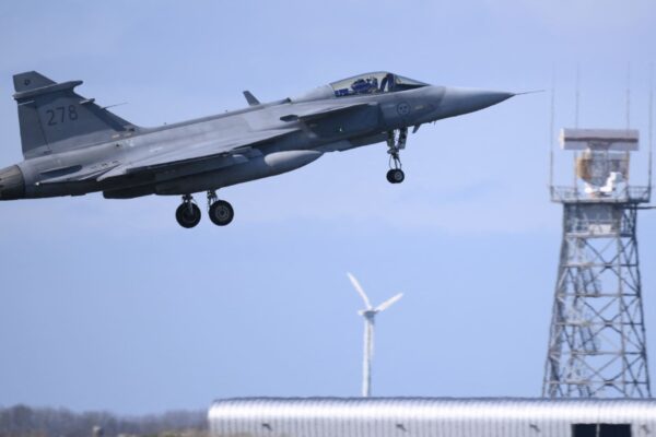 Defense stocks rally as Trump says Kyiv can win back all of Ukraine