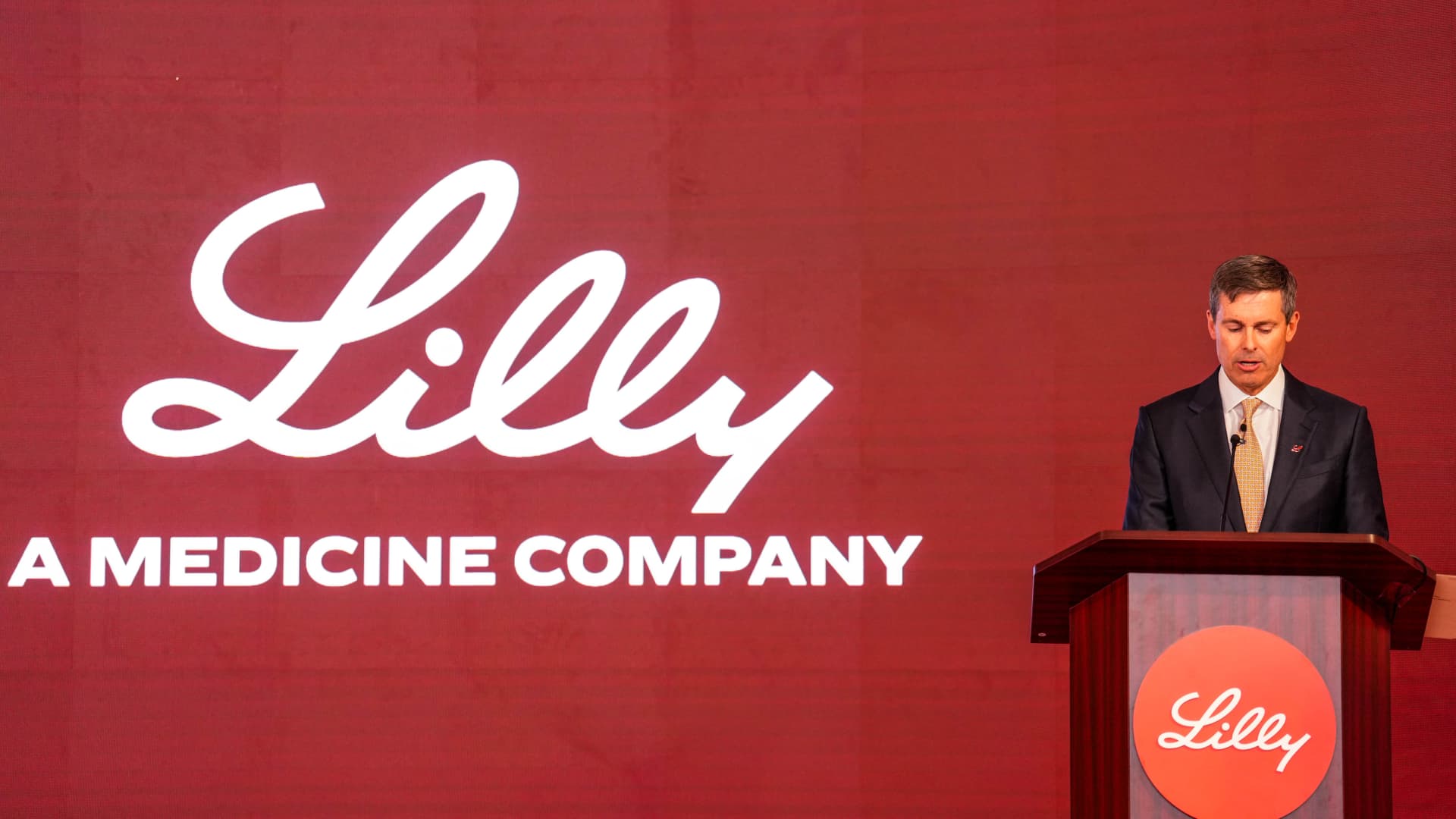 Lilly pulls an obesity trial — plus, Amazon’s .5B FTC settlement and Meta-TikTok implications Lilly pulls an obesity trial — plus, Amazon’s .5B FTC settlement and Meta-TikTok implications