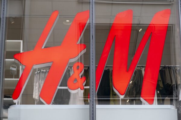 H&M shares jump 10% on third-quarter sales beat as turnaround takes pace