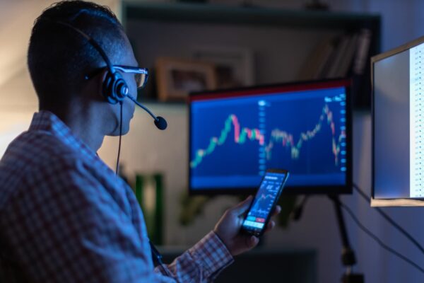 Hedge funds are increasingly moving like stocks markets