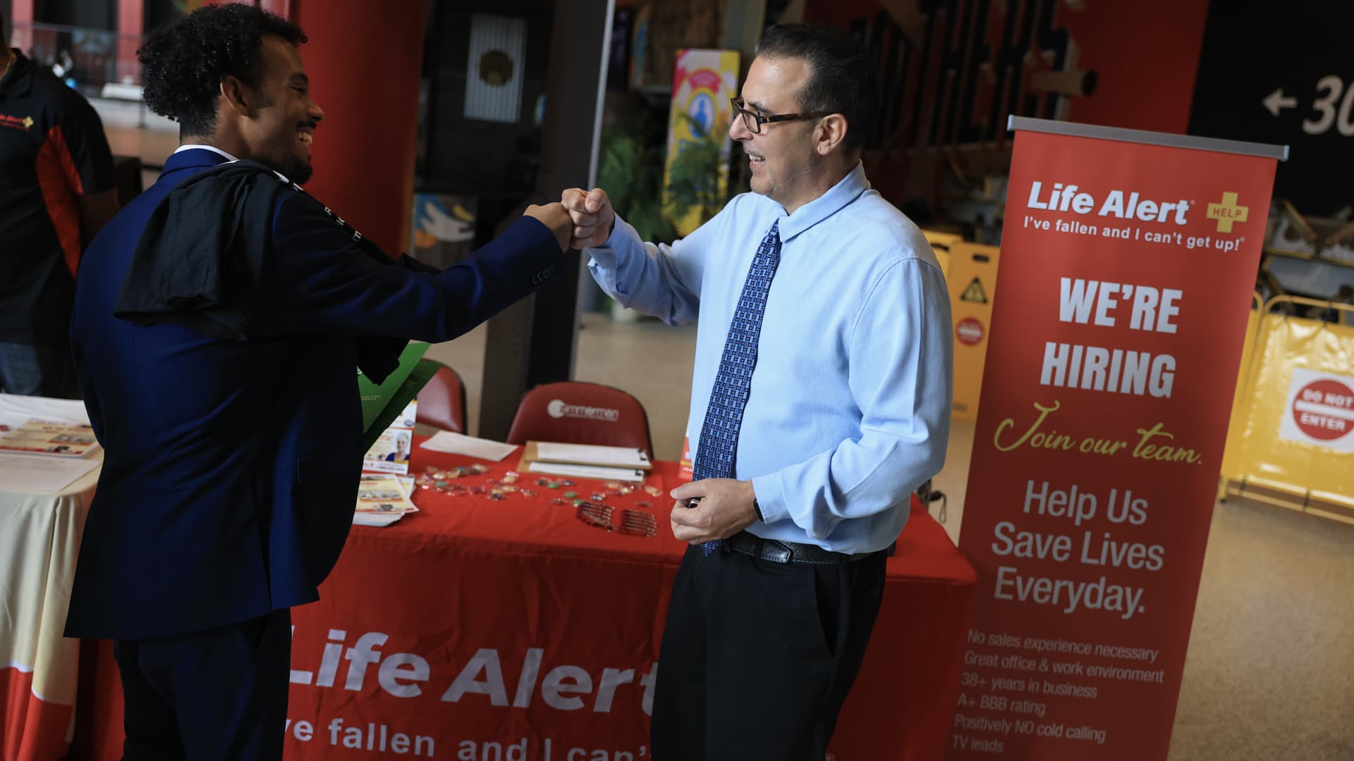 Here are the 2 big things we’re watching in the stock market in the week ahead Here are the 2 big things we’re watching in the stock market in the week ahead