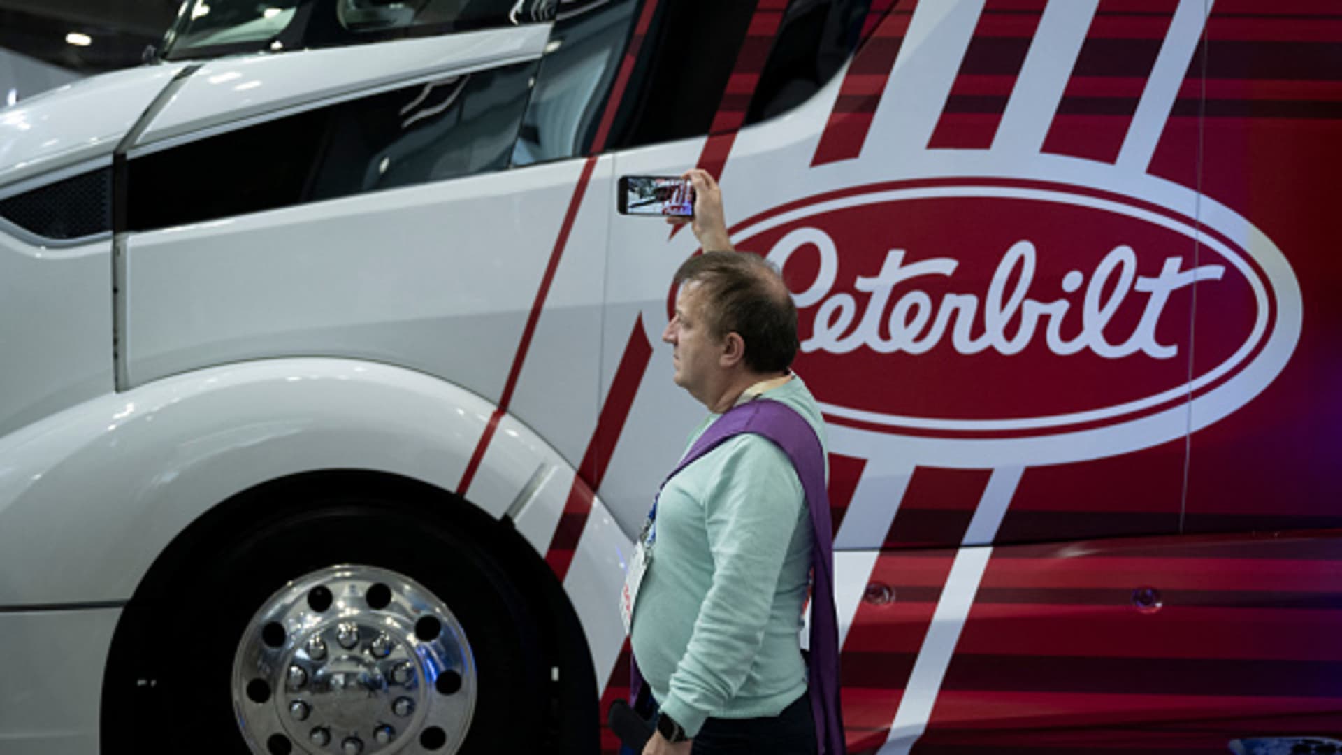 Paccar, Intel, RH, Riot Platforms and more Paccar, Intel, RH, Riot Platforms and more