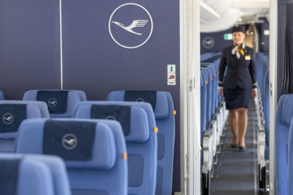 Lufthansa to cut 4,000 jobs, turns to AI to boost efficiency