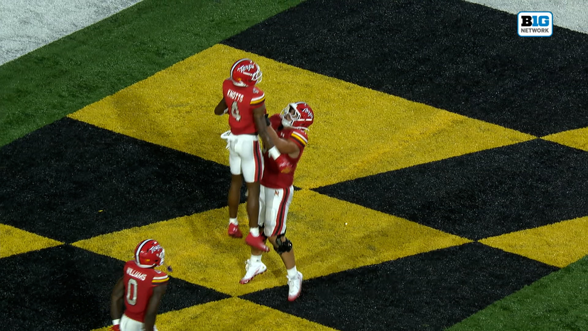 Malik Washington finds Shaleak Knotts for a 42-yard TD extending Maryland's lead over Northern Illinois