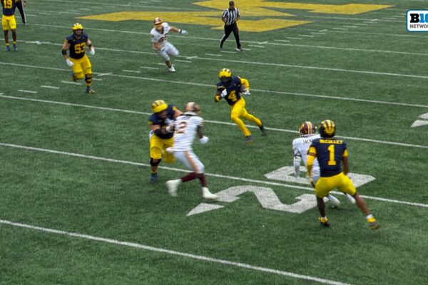 Andrew Marsh rushes for 23-yard TD, extending Michigan's lead over Central Michigan