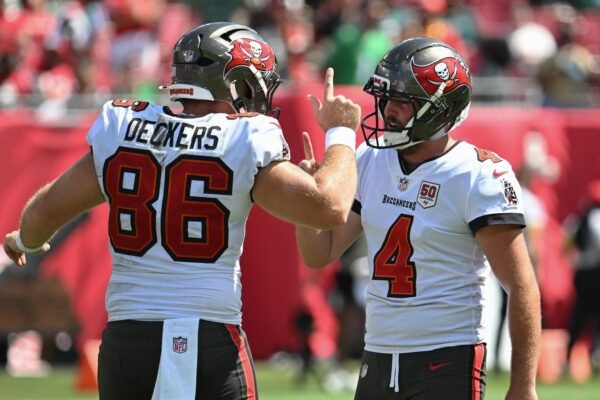 Bucs’ Chase McLaughlin hits 65-yard field goal; Eagles score another touchdown on special teams
