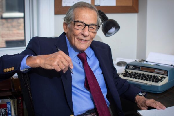 Robert Caro reflects on childhood as he receives New York Historical’s Historians’ Laureate Medal