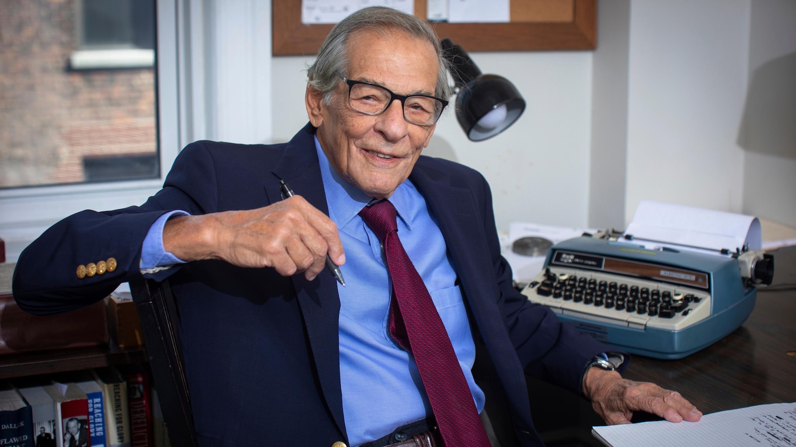 Robert Caro reflects on childhood as he receives New York Historical’s Historians’ Laureate Medal