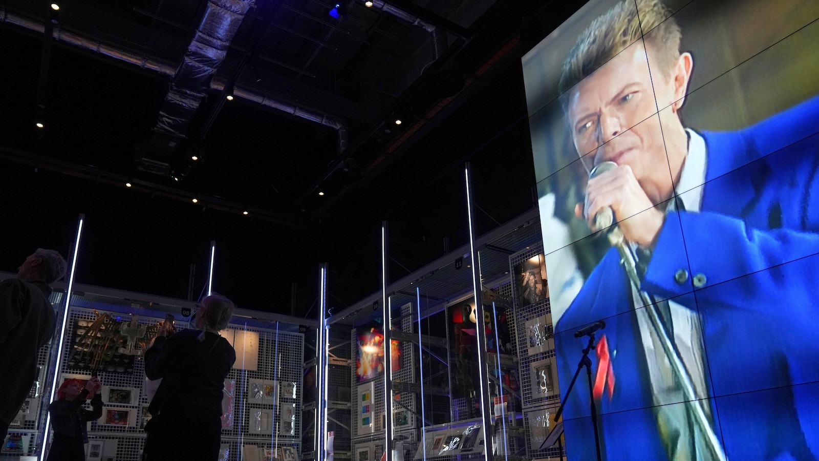 David Bowie’s archive opens to the public. Fans can see and touch 1000s of his items