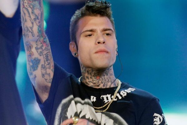 Italian rapper Fedez apologizes for lyrics targeting Jannik Sinner after being accused of racism