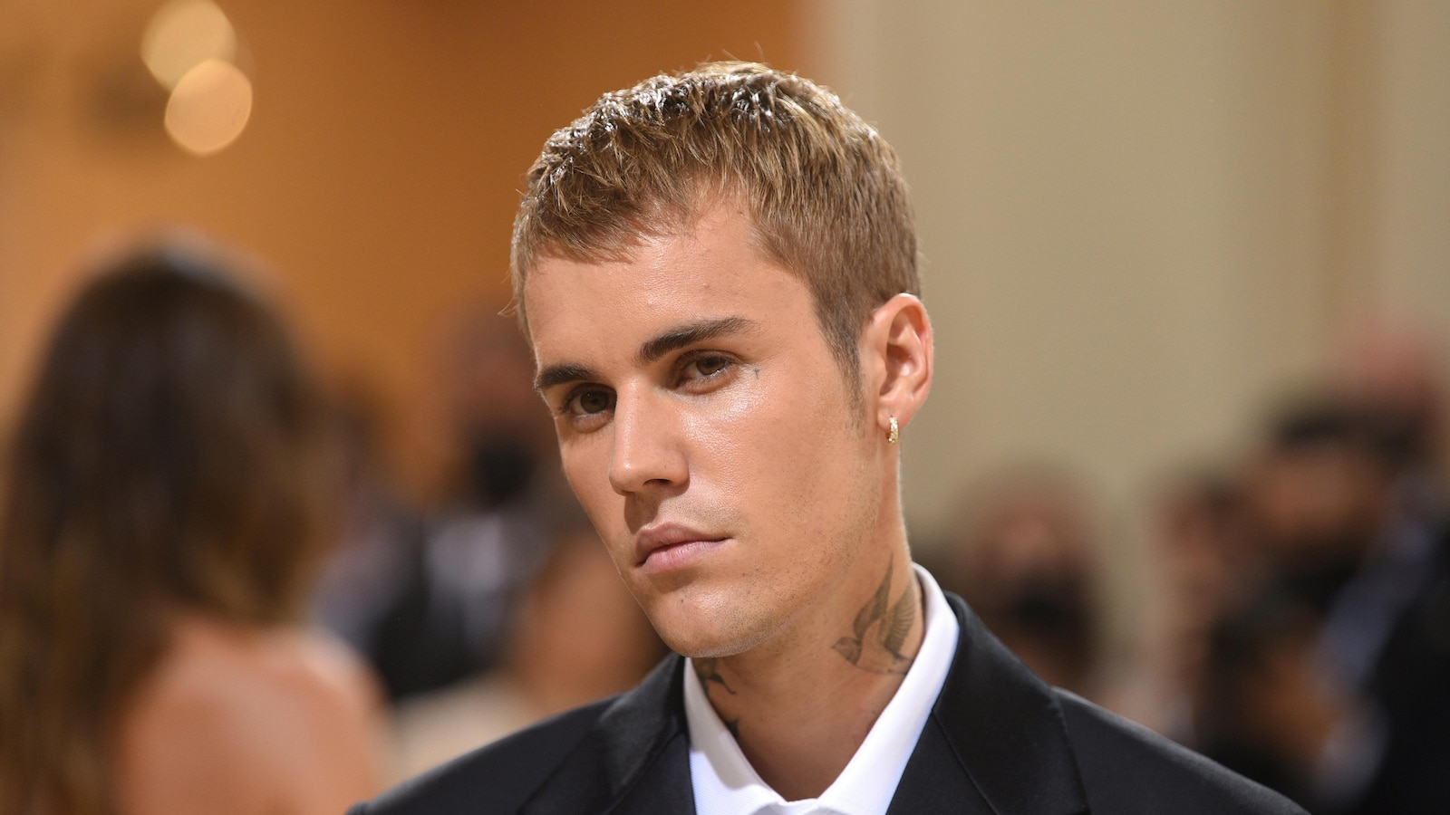 Justin Bieber announces ‘Swag ll’ will arrive Friday Justin Bieber announces ‘Swag ll’ will arrive Friday