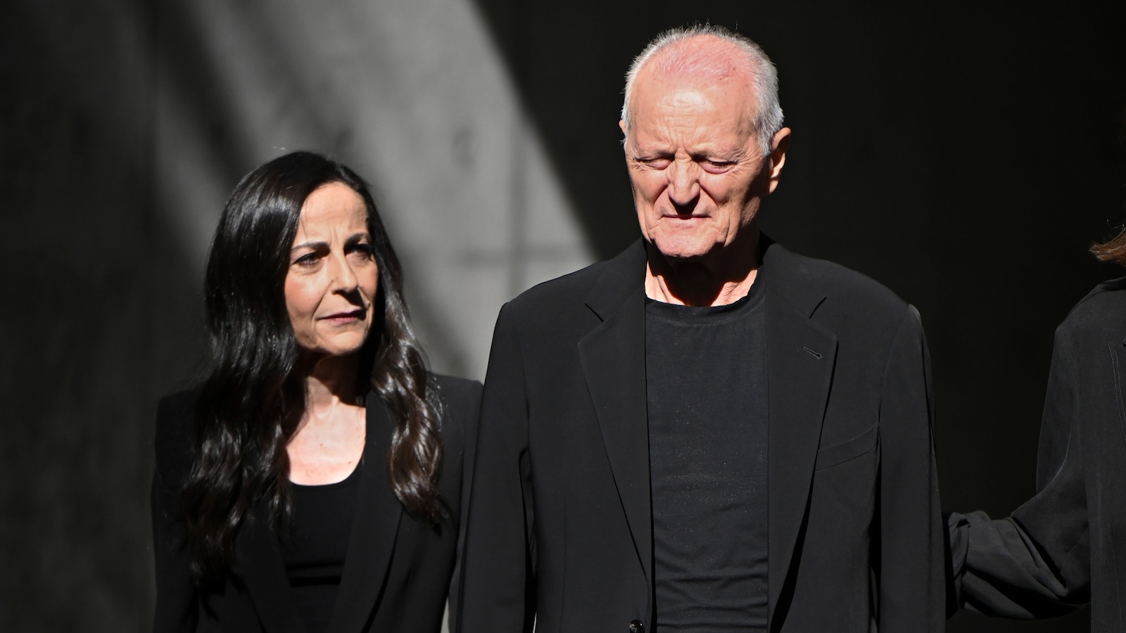 Mourners bid farewell to fashion icon Giorgio Armani in Milan, in photos