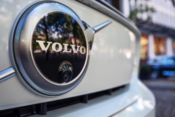 Volvo Cars shares skyrocket on profit beat, on track for best day ever Volvo Cars shares skyrocket on profit beat, on track for best day ever