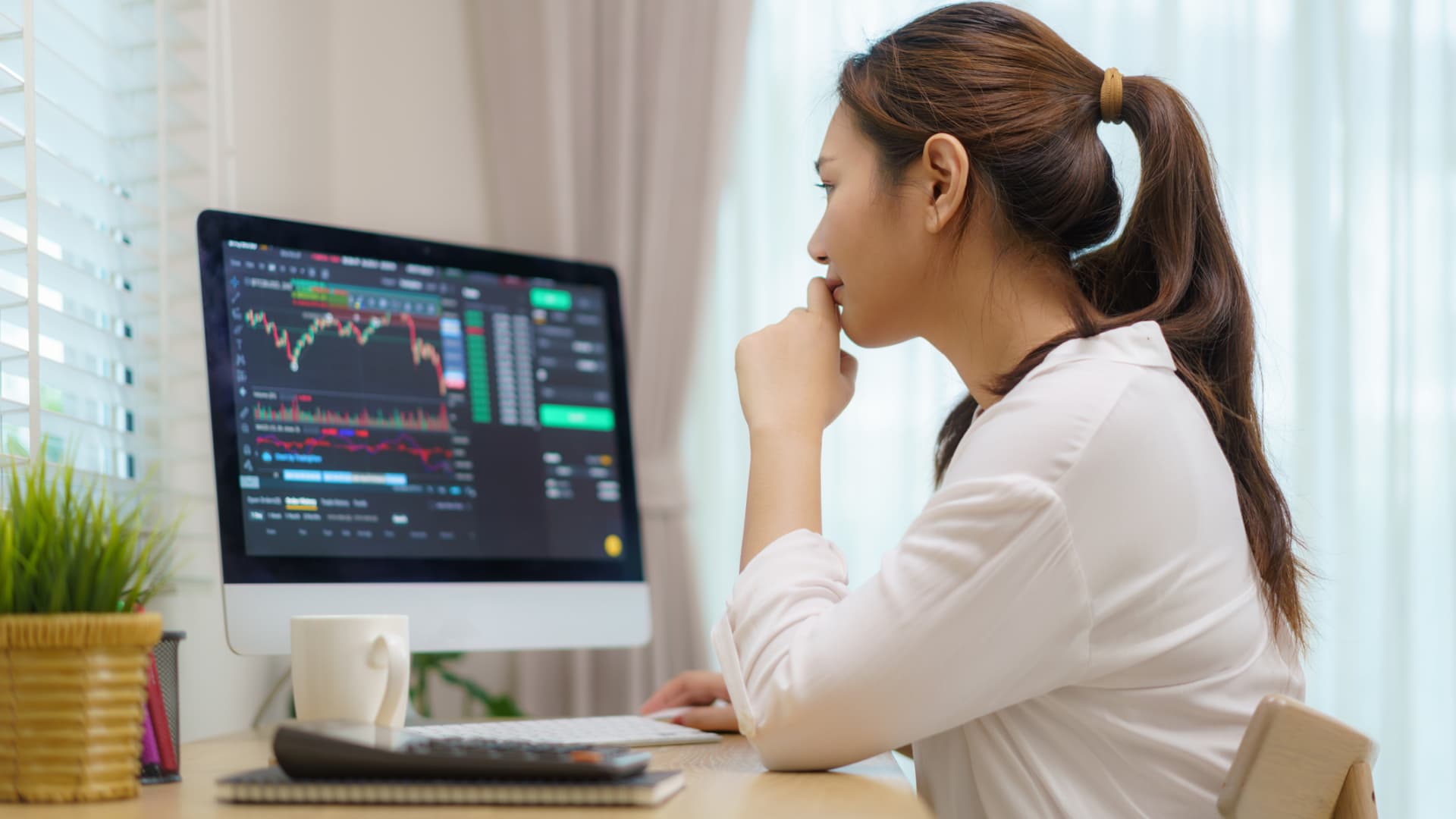 Year-end is popular for Roth conversions — when to make an exception Year-end is popular for Roth conversions — when to make an exception