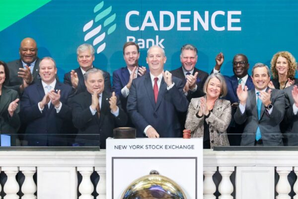 Huntington Bancshares to buy Cadence Bank Huntington Bancshares to buy Cadence Bank