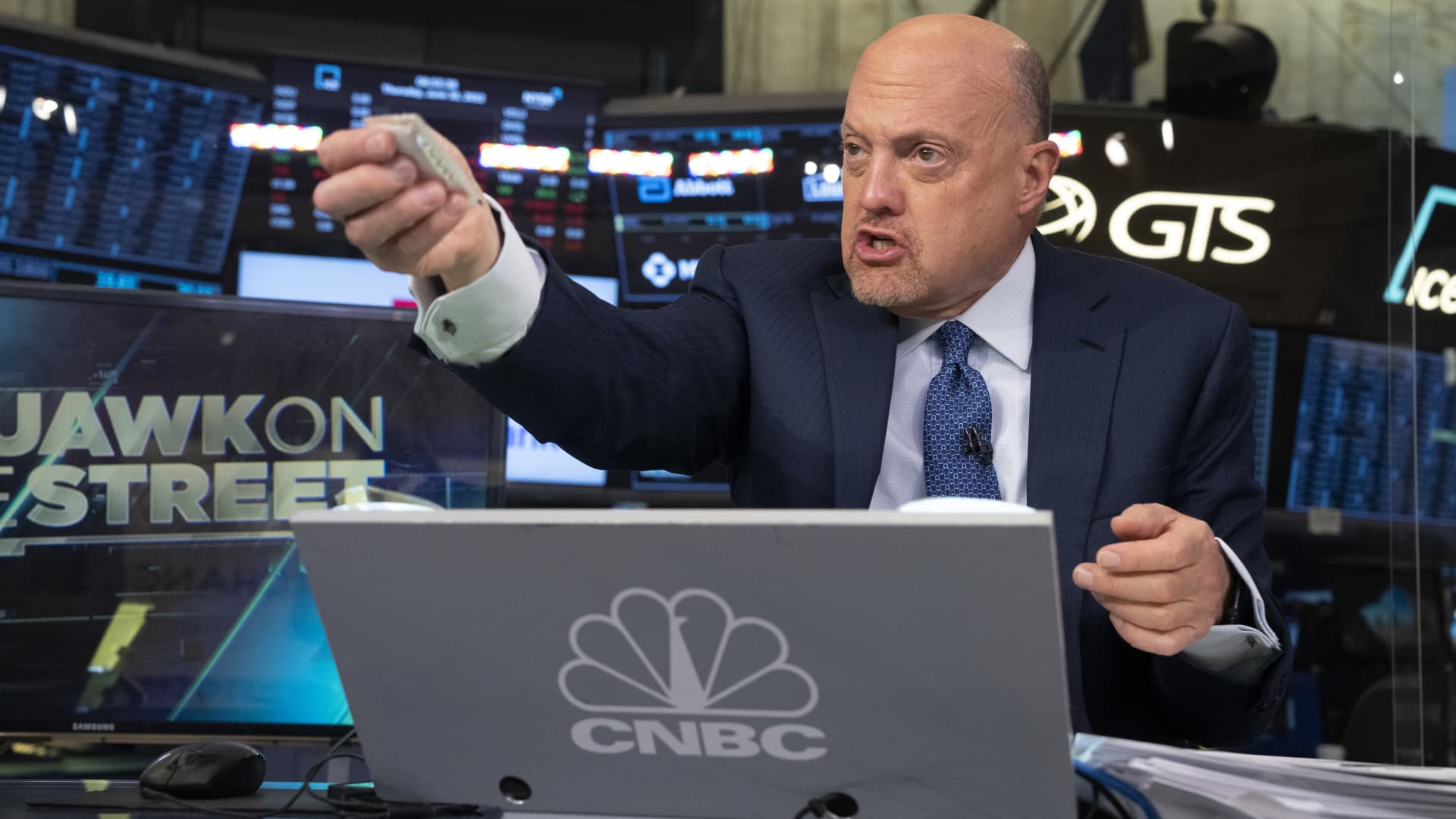 Invest in stocks and avoid 1990s-like speculation that seems so tempting Invest in stocks and avoid 1990s-like speculation that seems so tempting