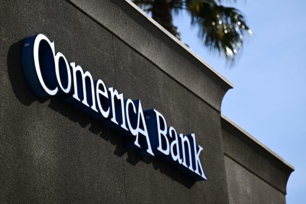 M&A is coming back in a big way in banking. A top analyst believes these are the next takeouts