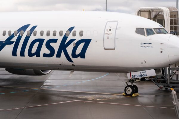 Alaska Airlines restores operations after tech outage grounds flights
