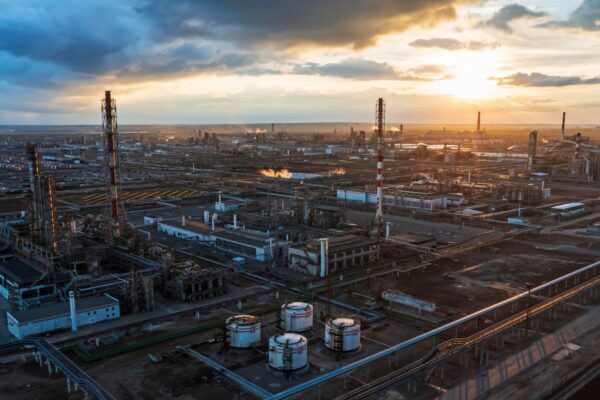 Trump administration sanctions big Russian oil companies, presses for Ukraine ceasefire