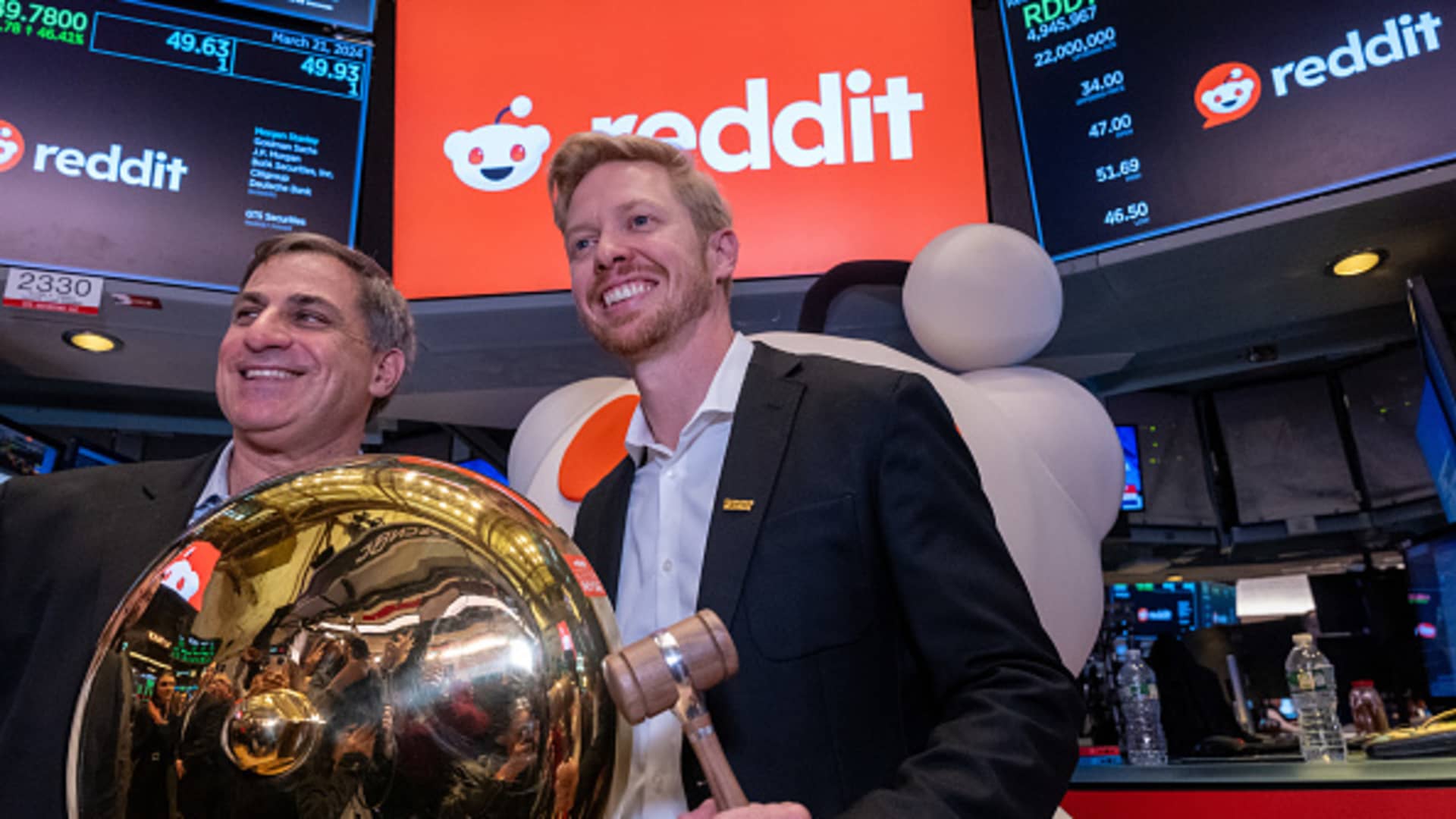 Reddit (RDDT) stock pops on strong advertising and user growth